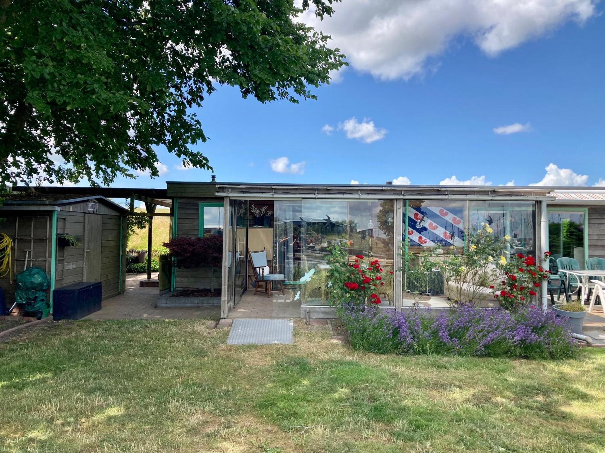 4 Pers Holiday Home Hilla With Winter Garden In Front Of The Dike Directly On The Lauwersmeer أنيوم المظهر الخارجي الصورة