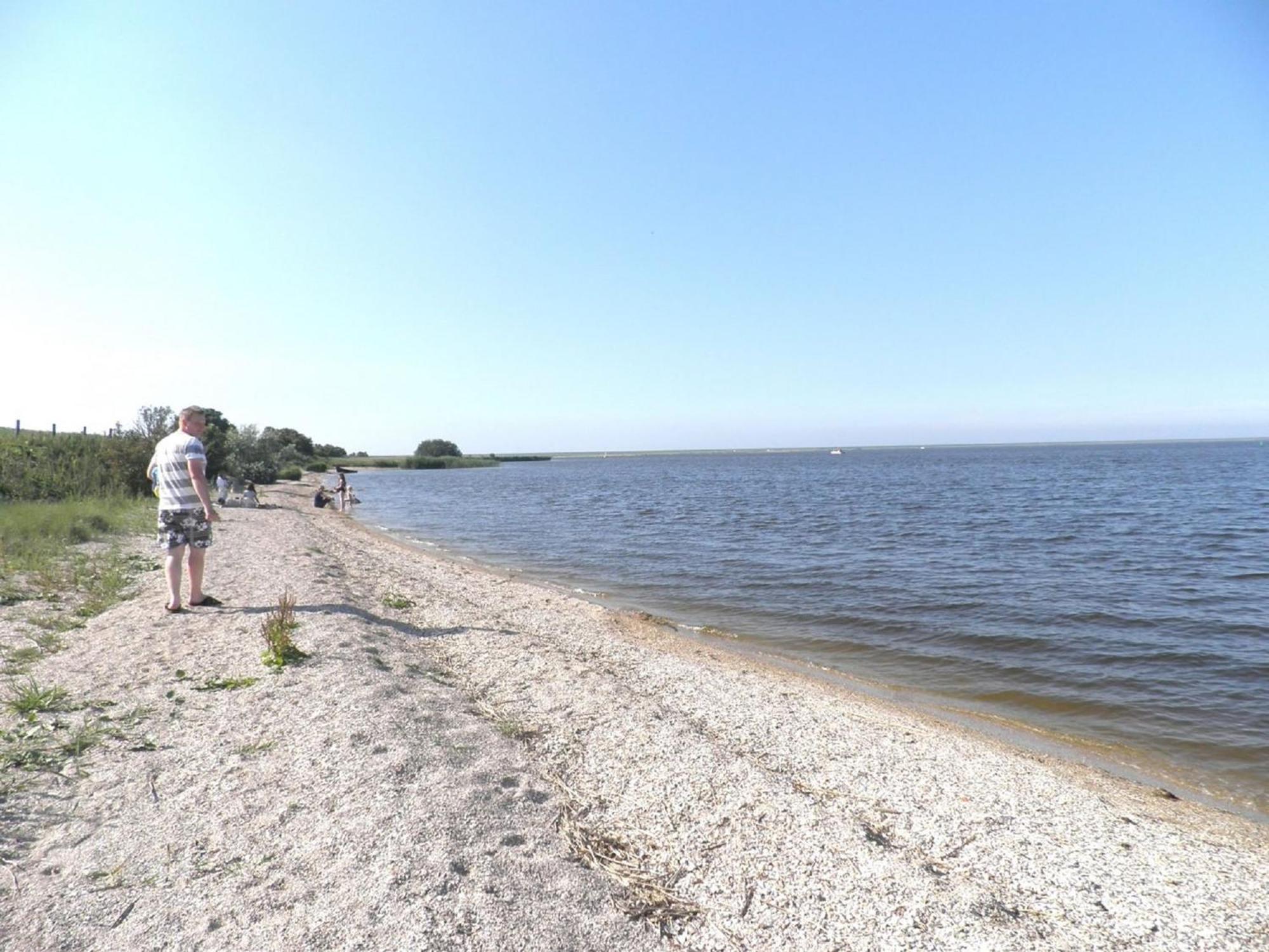 4 Pers Holiday Home Hilla With Winter Garden In Front Of The Dike Directly On The Lauwersmeer أنيوم المظهر الخارجي الصورة